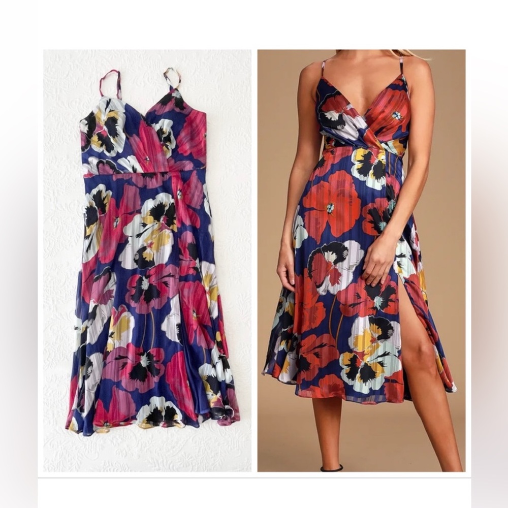 NWOT Lulu's All About You Royal Blue floral dress
